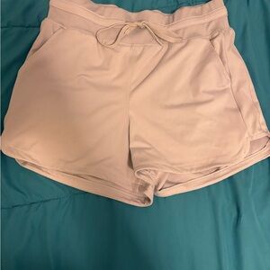 Yogolicious Cream Shorts